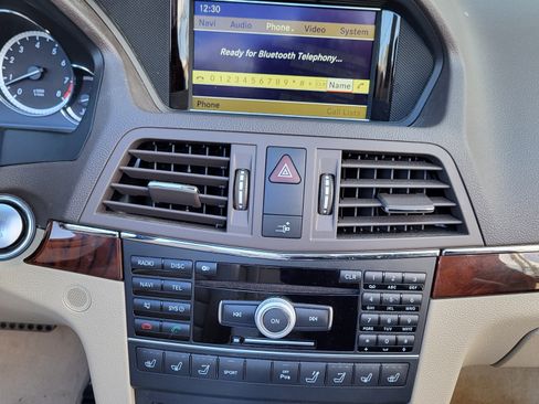 Used 2011 Mercedes-Benz E 550 Cabriolet image 5