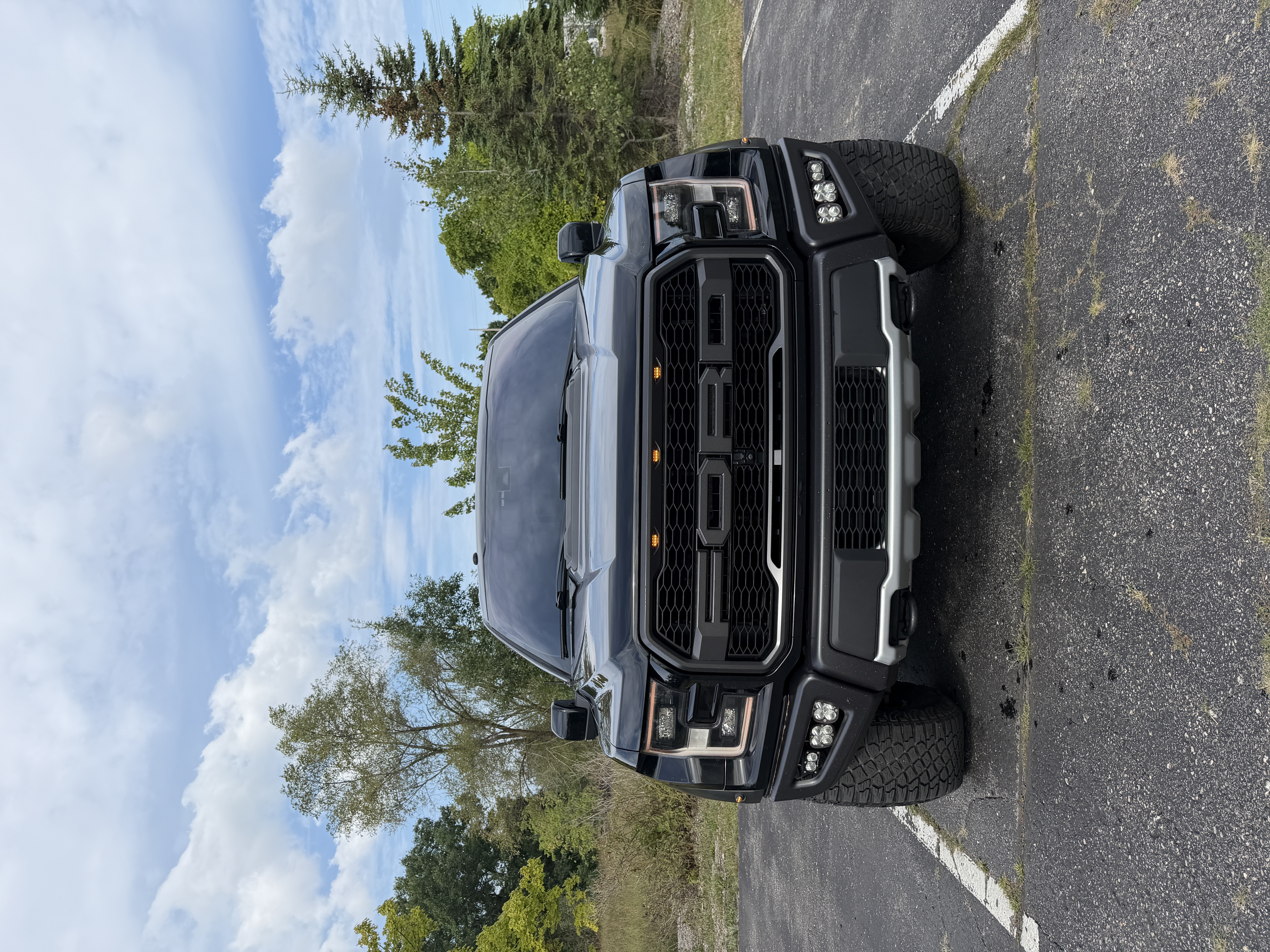 Used 2017 Ford F150 Raptor w/ Equipment Group 802A Luxury AWD/4WD image 6