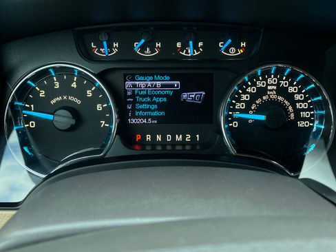 Used 2012 Ford F150 XLT w/ XLT Chrome Pkg image 9