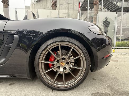 Used 2024 Porsche 718 Boxster GTS image 15