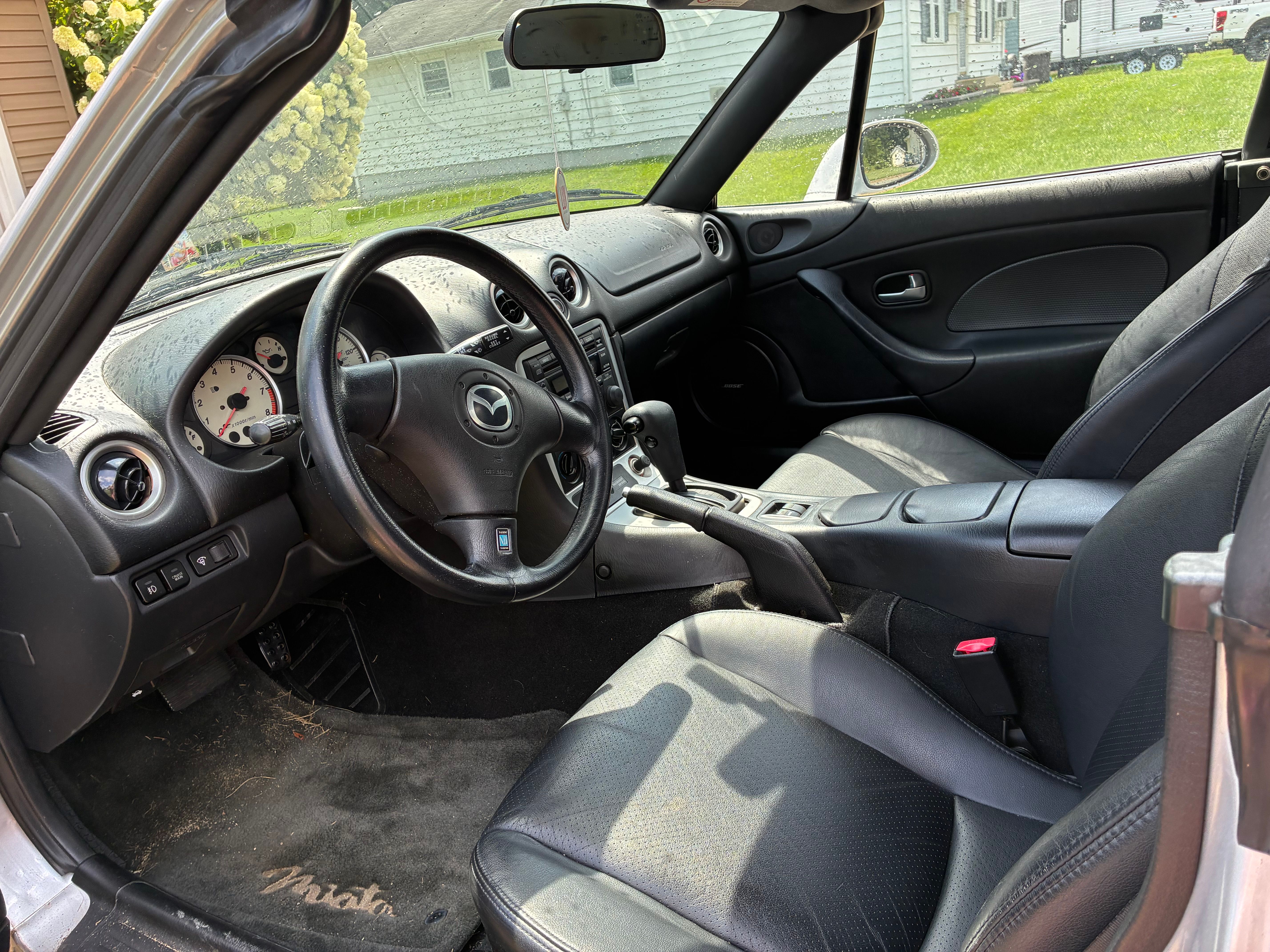 Used 2003 MAZDA MX-5 Miata LS RWD image 11
