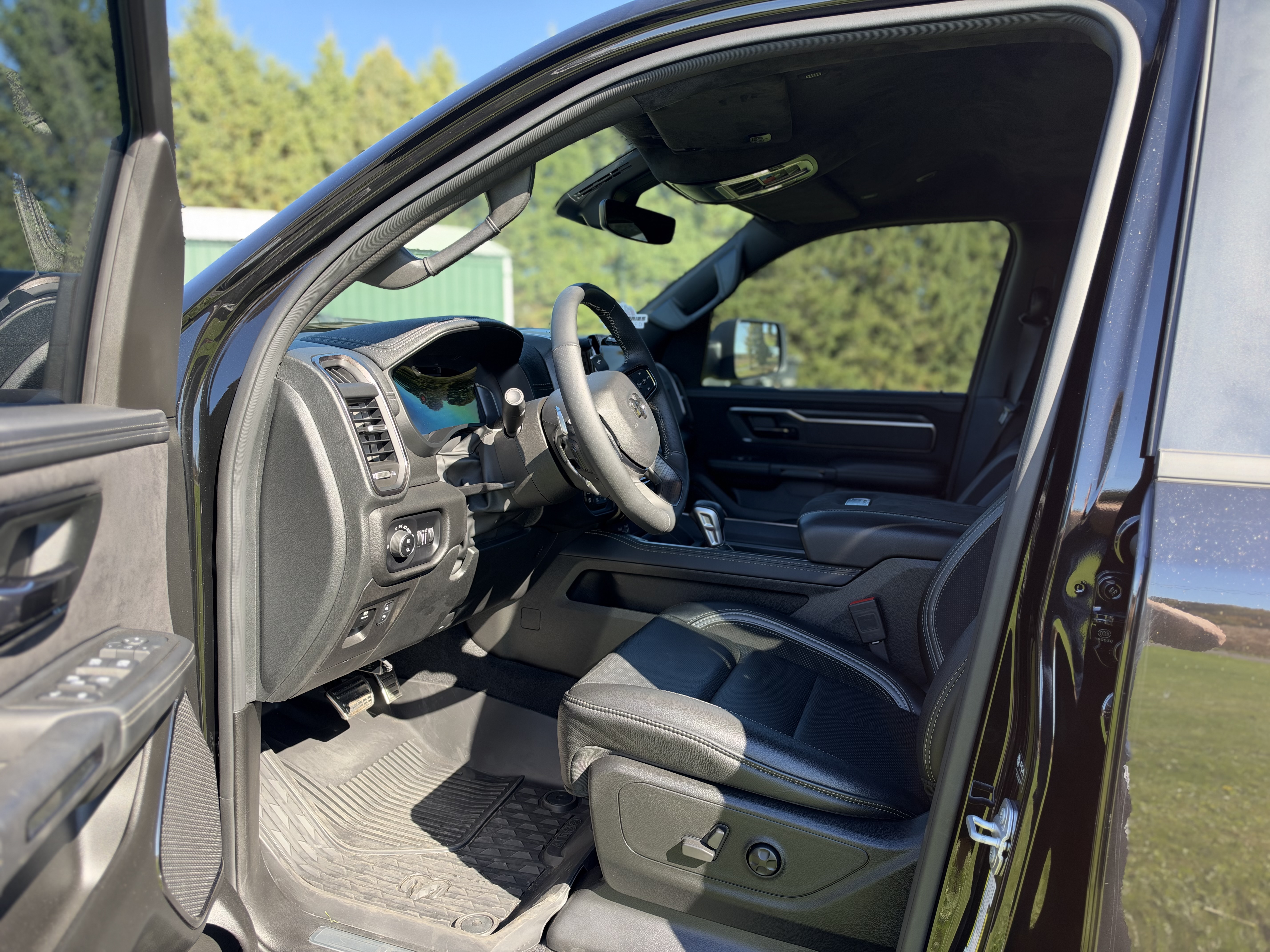 Used 2025 RAM 1500 RHO AWD/4WD image 12