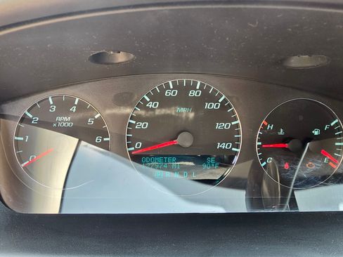 Used 2012 Chevrolet Impala LT w/ LT Sunroof Package FWD image 11