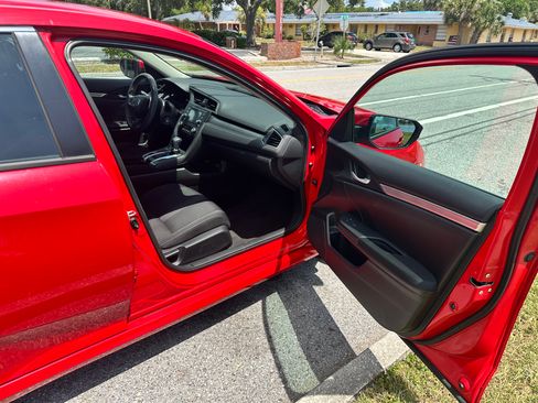 Used 2018 Honda Civic LX image 6