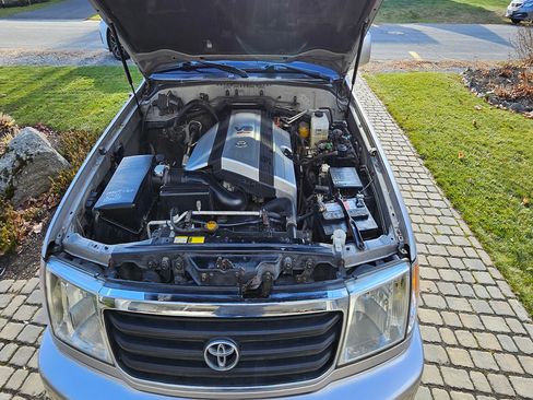 Used 2000 Toyota Land Cruiser image 16