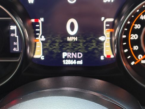 Used 2023 Jeep Gladiator Sport image 14