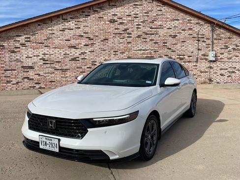 Used 2024 Honda Accord EX-L image 1