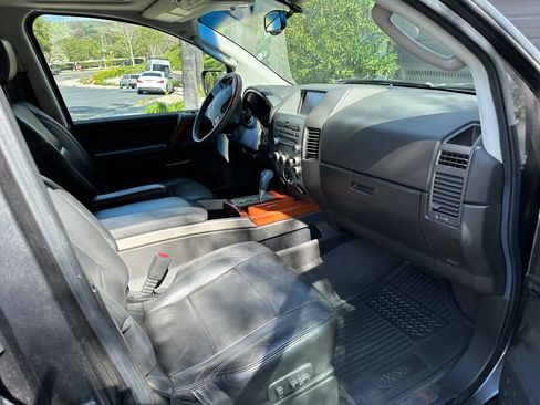 Used 2005 INFINITI QX56 4WD image 6