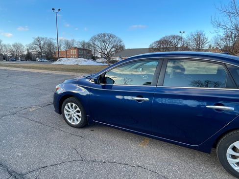 Used 2018 Nissan Sentra SV image 12