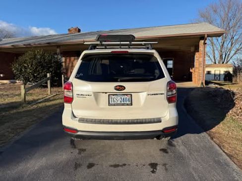 Used 2014 Subaru Forester 2.5i Limited image 4