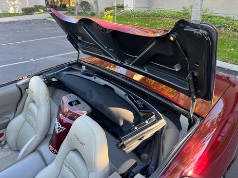 Used 2003 Chevrolet Corvette Convertible w/ Preferred Equipment Group1 image 11