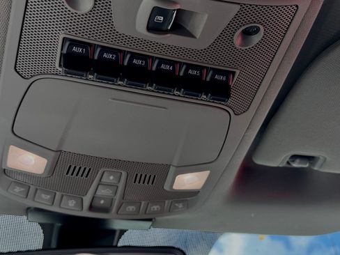 Used 2017 Ford F250 Lariat w/ Lariat Ultimate Package image 13