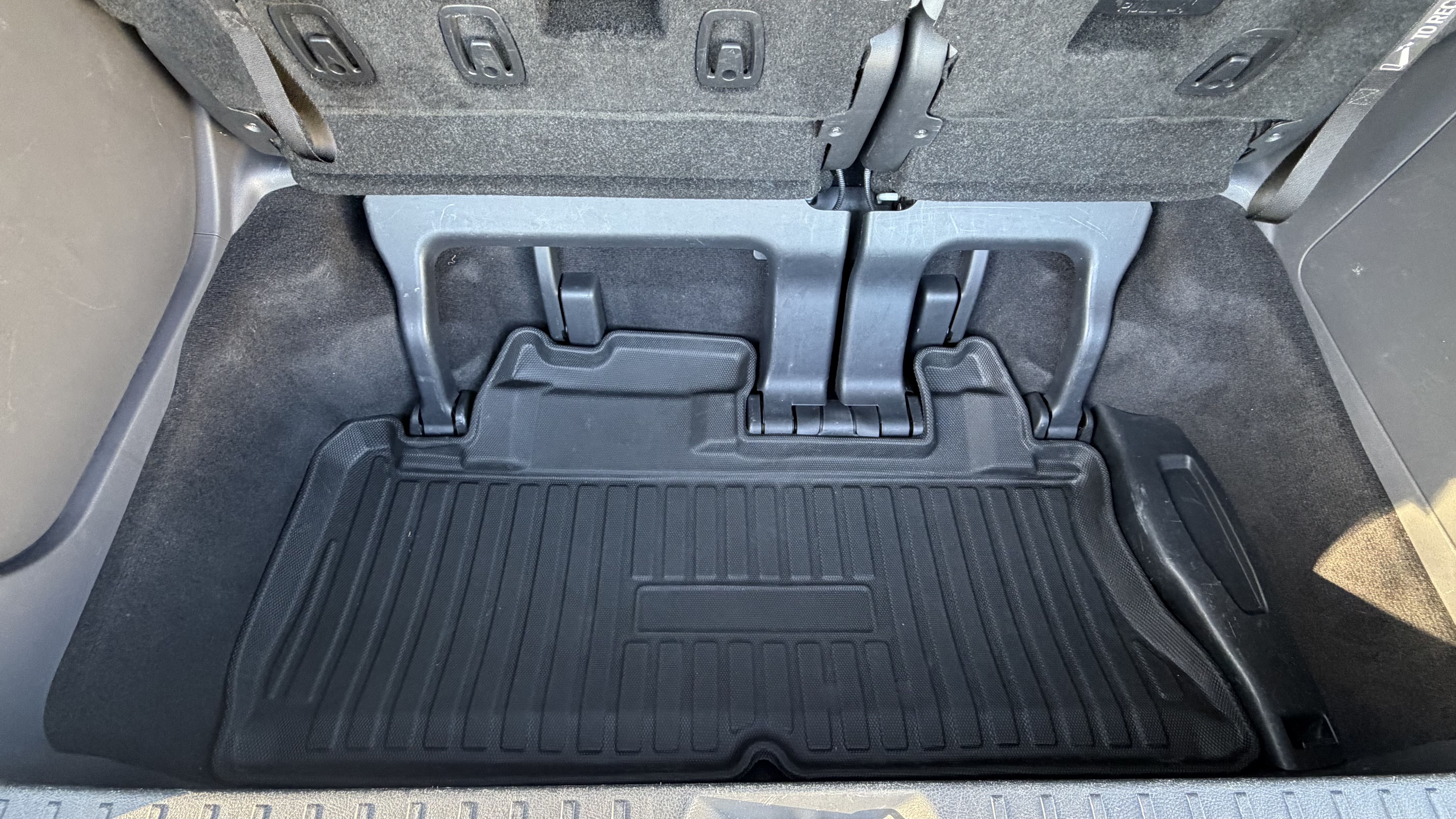 Used 2021 Toyota Sienna XLE w/ XLE Plus Package FWD image 25