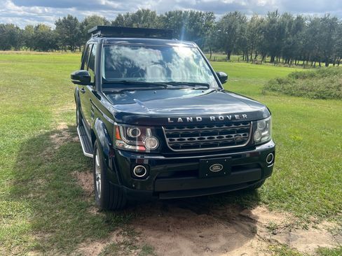 Used 2014 Land Rover LR4 HSE image 1