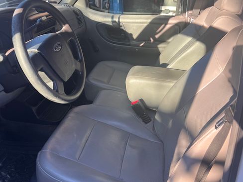 Used 2011 Ford Ranger XL RWD image 8
