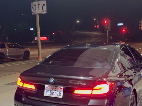 Used 2021 BMW 540i w/ M Sport Package image 12