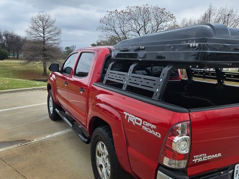 Used 2015 Toyota Tacoma 4x4 Double Cab w/ TRD Off-Road Package image 6