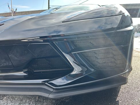 Used 2023 Chevrolet Corvette Stingray Coupe w/ 1LT image 32