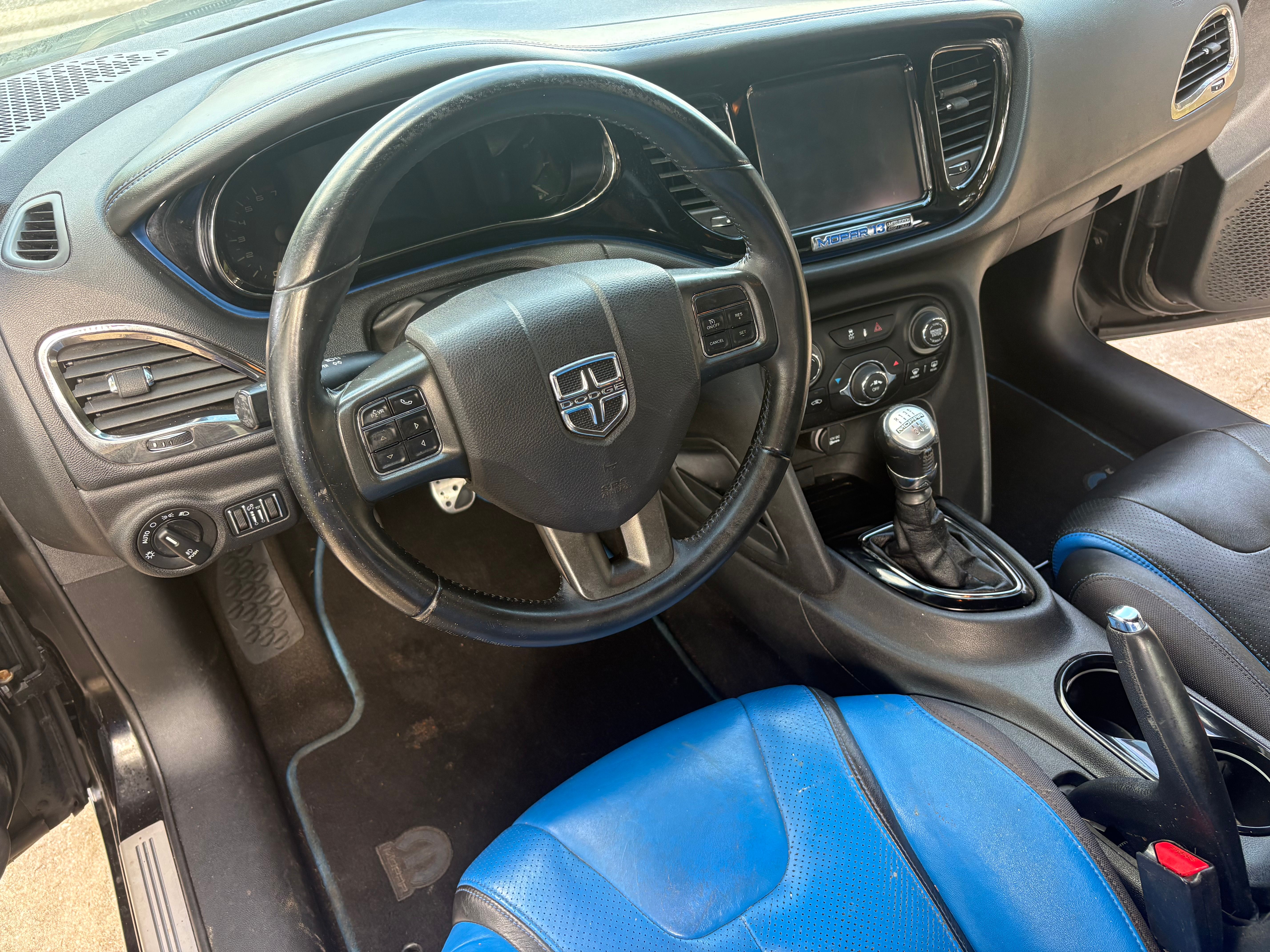 Used 2013 Dodge Dart Limited w/ Mopar 13 Group FWD image 9