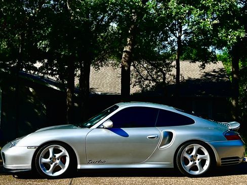 Used 2001 Porsche 911 Turbo image 1