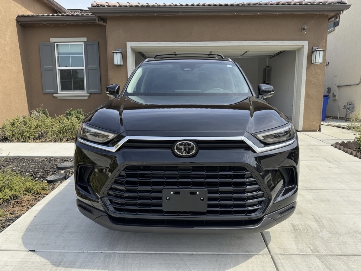 Used 2026 Toyota Grand Highlander AWD Hybrid image 1