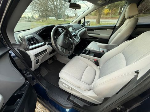 Used 2018 Honda Odyssey LX image 23