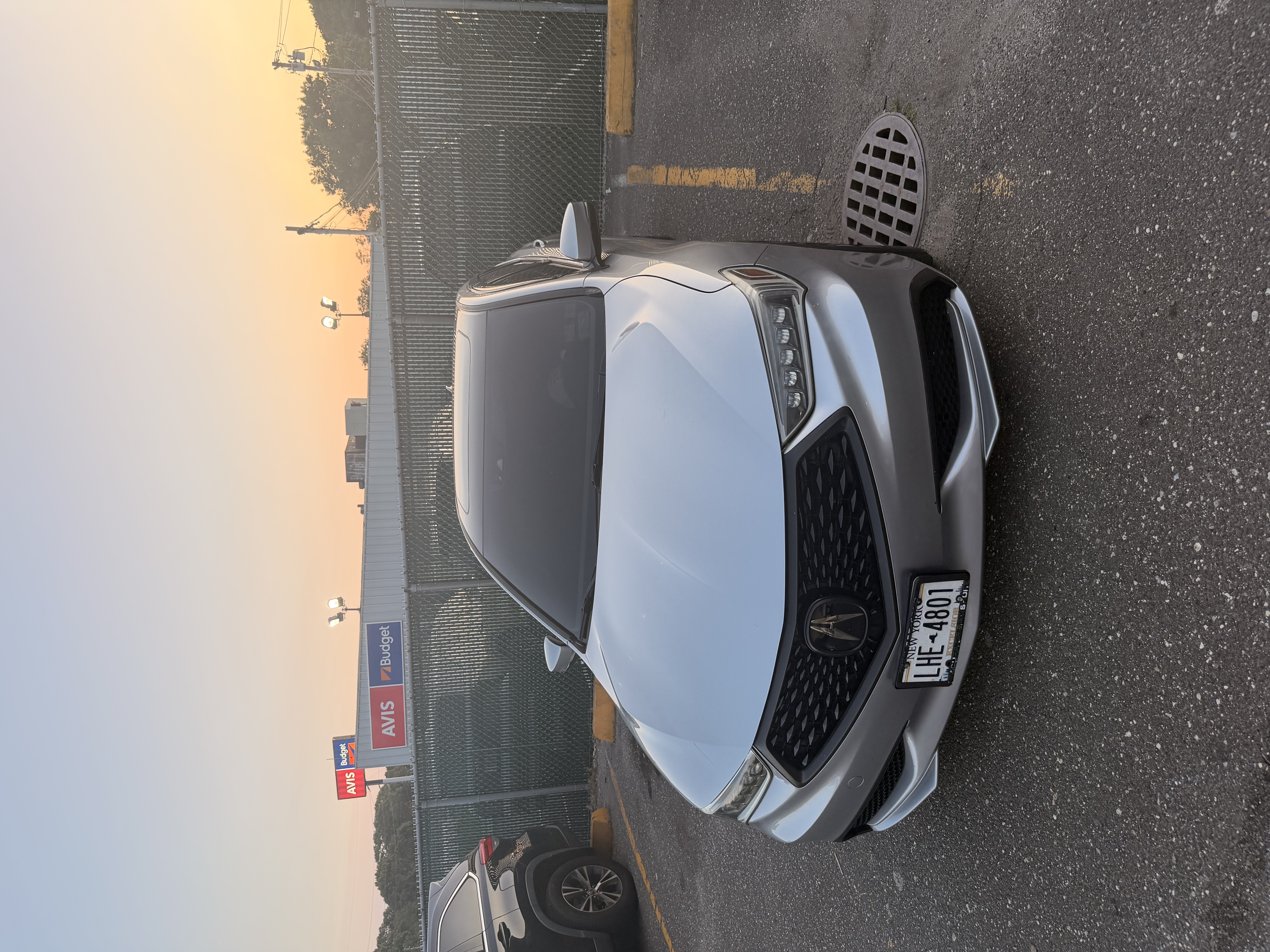 Used 2019 Acura TLX w/ Technology Package FWD image 9