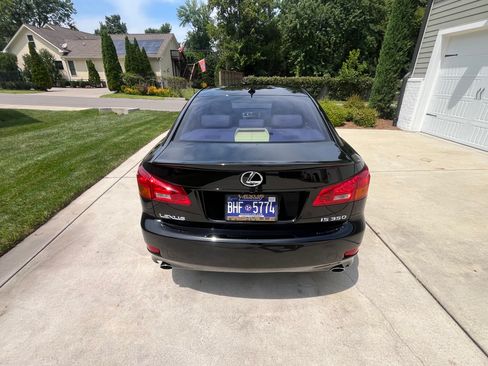 Used 2007 Lexus IS 350 w/ Luxury Plus Pkg RWD image 24
