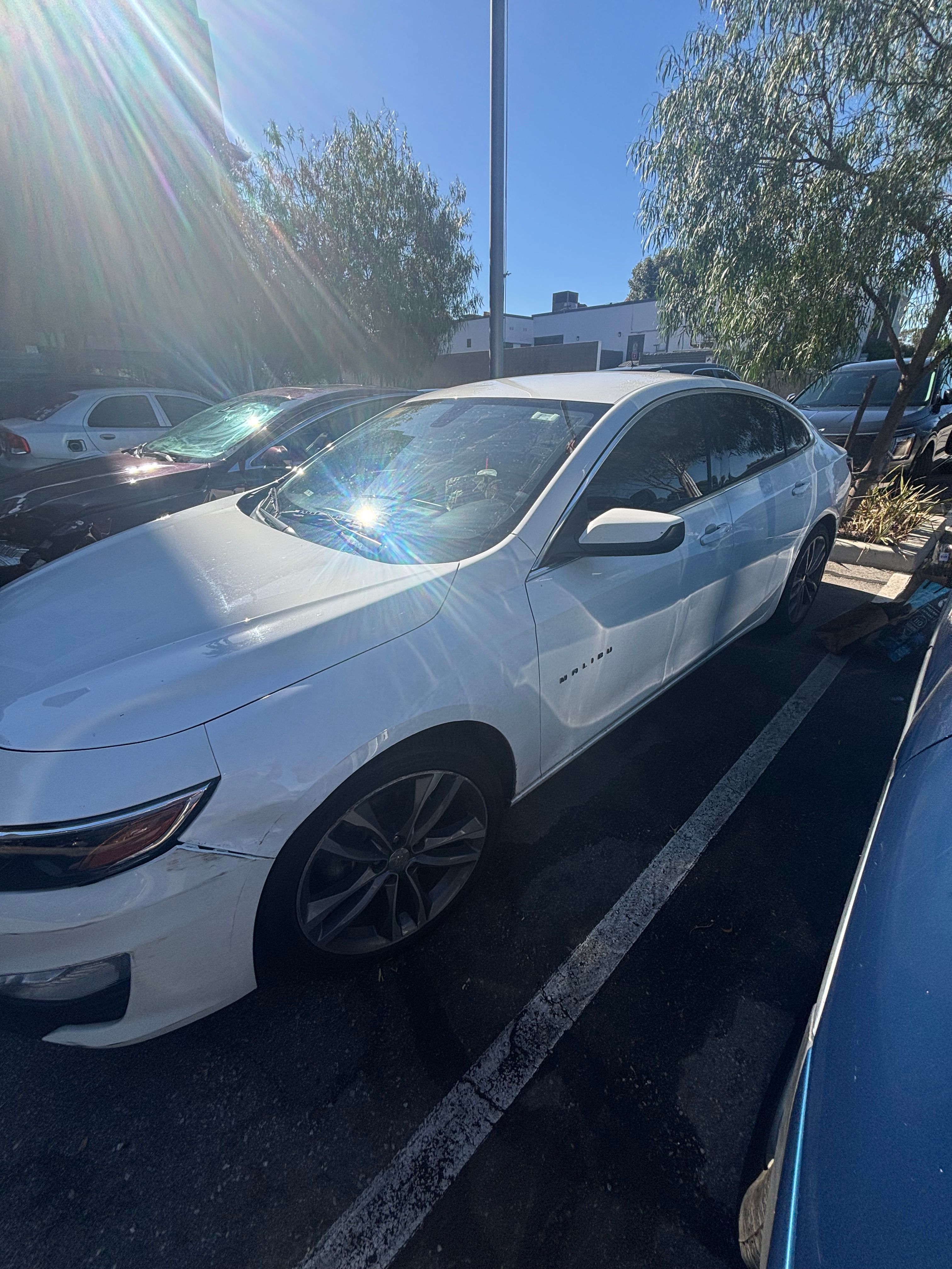 Used 2021 Chevrolet Malibu LT FWD image 5