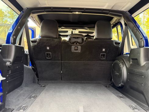 Used 2019 Jeep Wrangler Unlimited Rubicon image 14