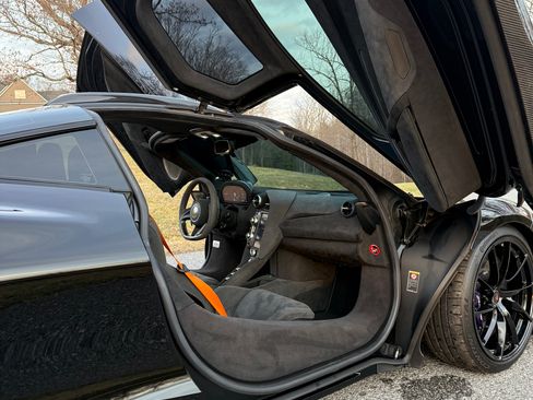 Used 2018 McLaren 720S Performance image 26