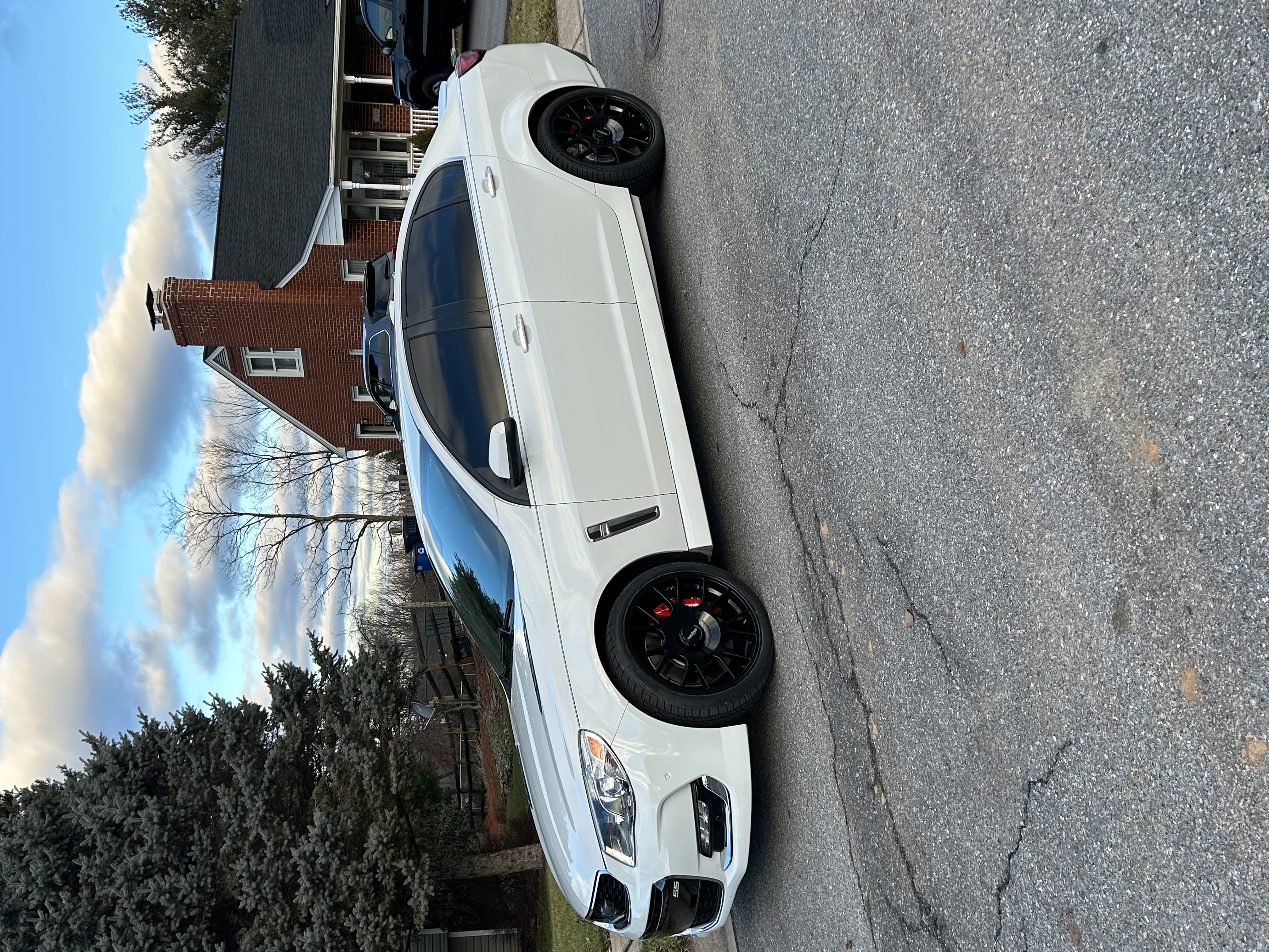 Used 2017 Chevrolet SS RWD image 4