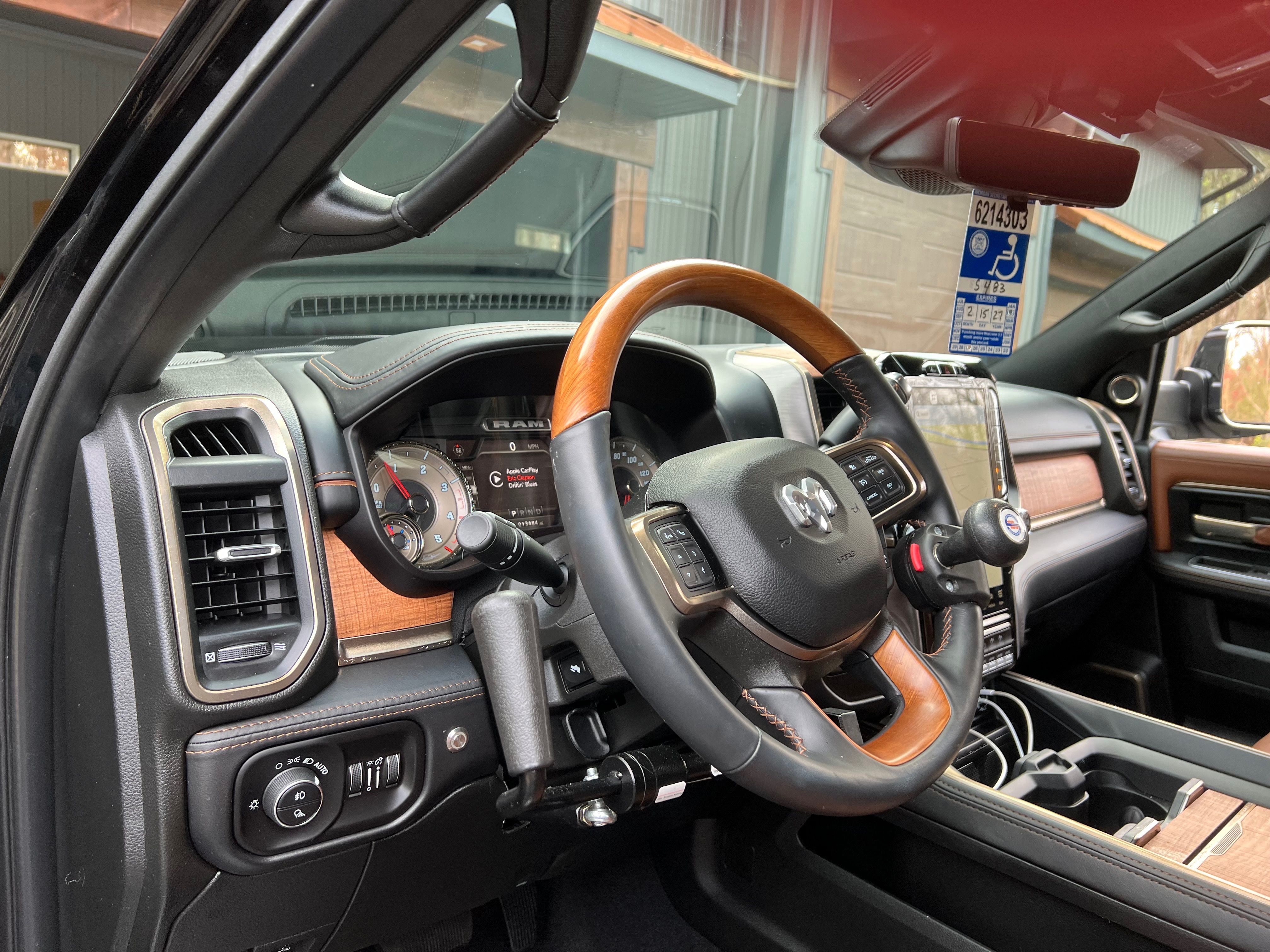 Used 2022 RAM 3500 Limited AWD/4WD image 4