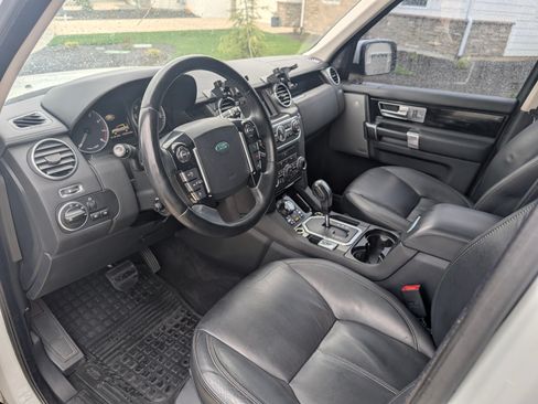 Used 2013 Land Rover LR4 HSE LUX AWD/4WD image 6