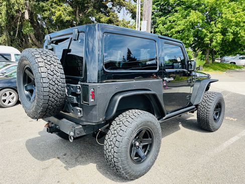 Used 2013 Jeep Wrangler Rubicon w/ PWR Convenience Group AWD/4WD image 16