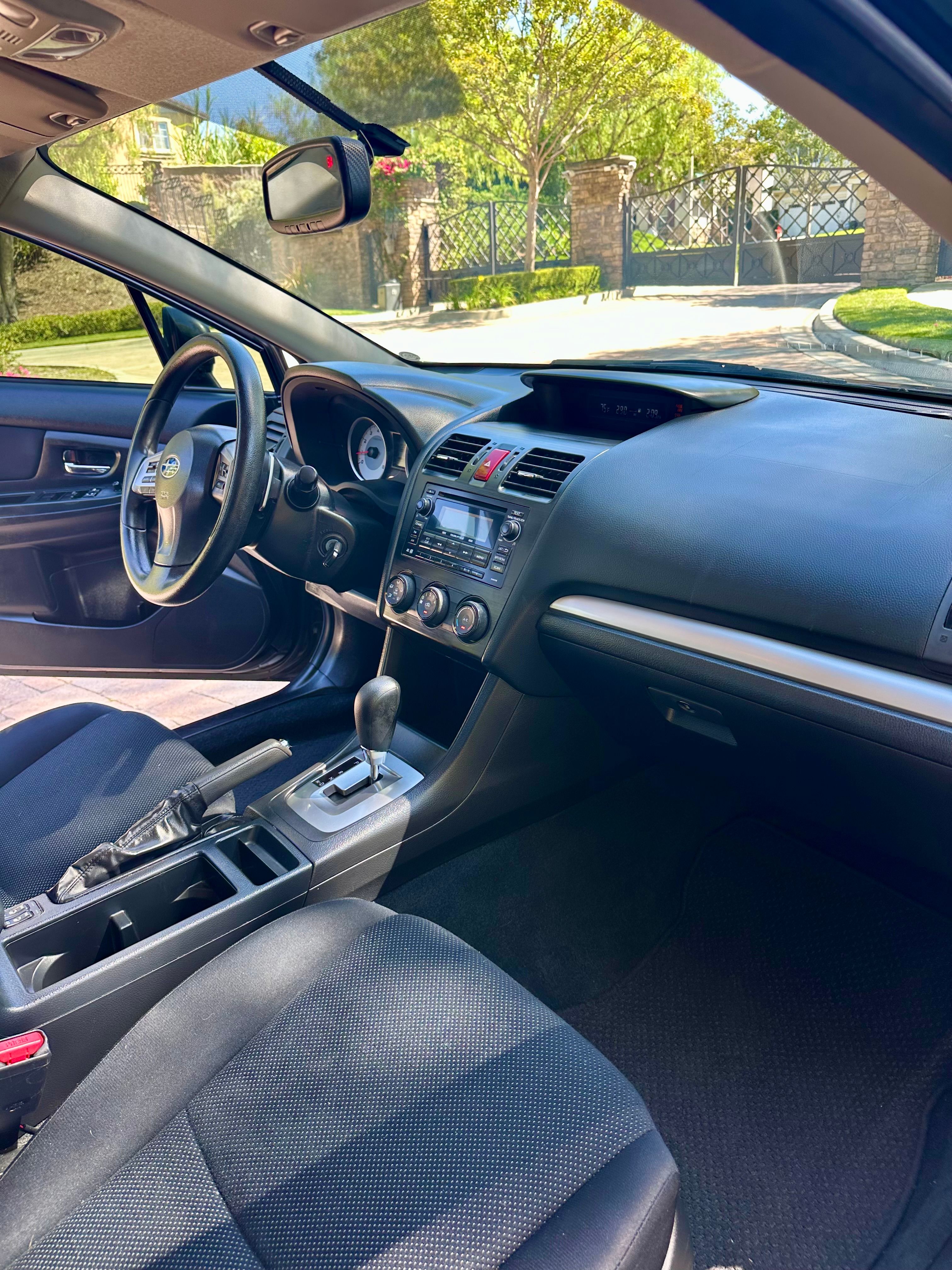 Used 2014 Subaru Impreza 2.0i Premium w/ All-Weather Package w/CVT AWD/4WD image 15