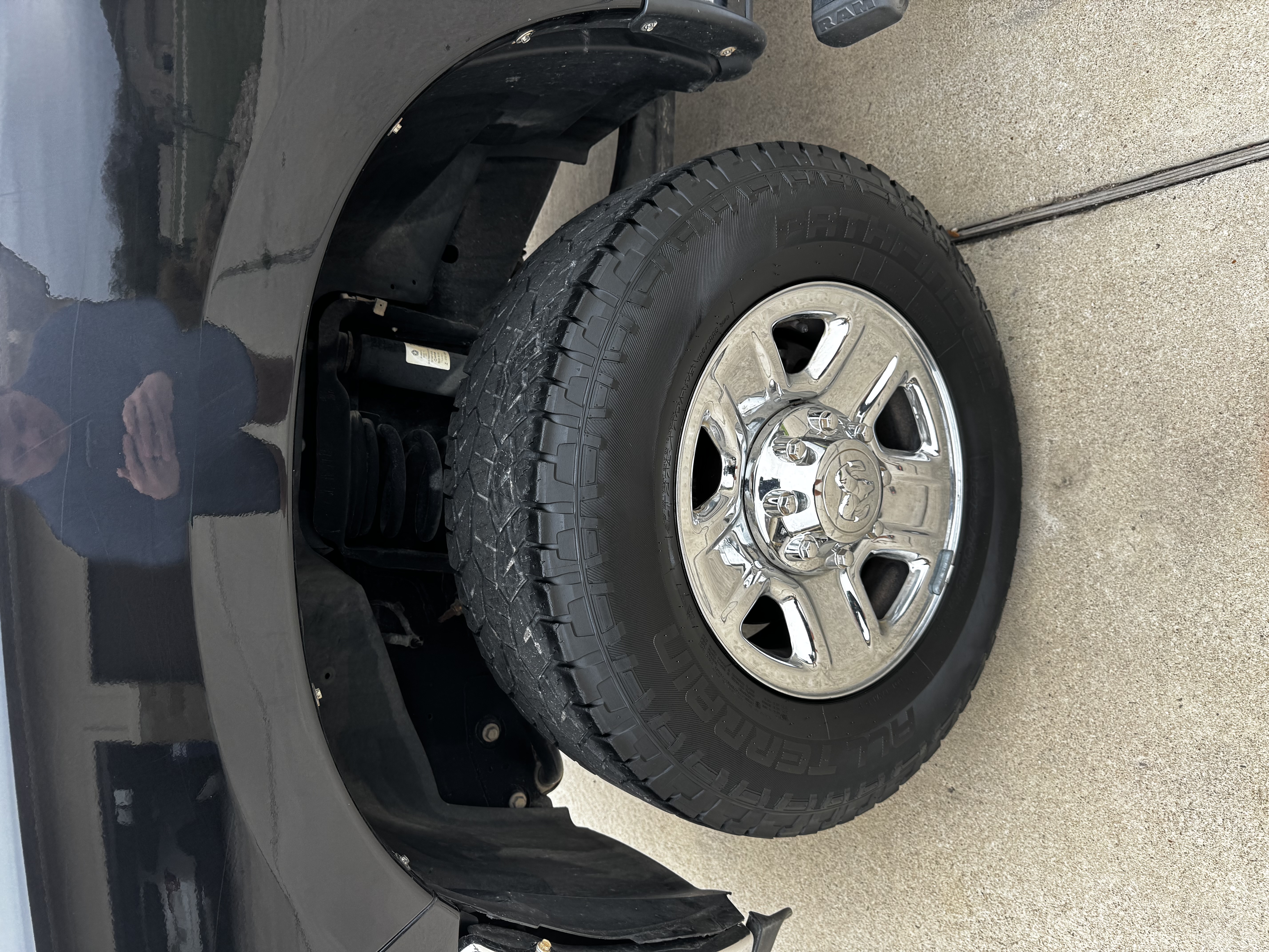 Used 2015 RAM 2500 Tradesman w/ Chrome Appearance Group AWD/4WD image 6