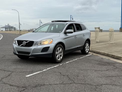Used 2013 Volvo XC60 3.2 FWD image 11