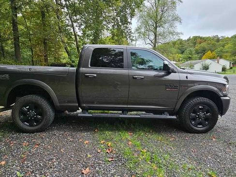 Used 2018 RAM 2500 Laramie w/ Sport Appearance Group image 6