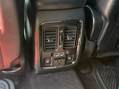 Used 2018 Dodge Durango GT w/ Premium Group AWD/4WD image 15