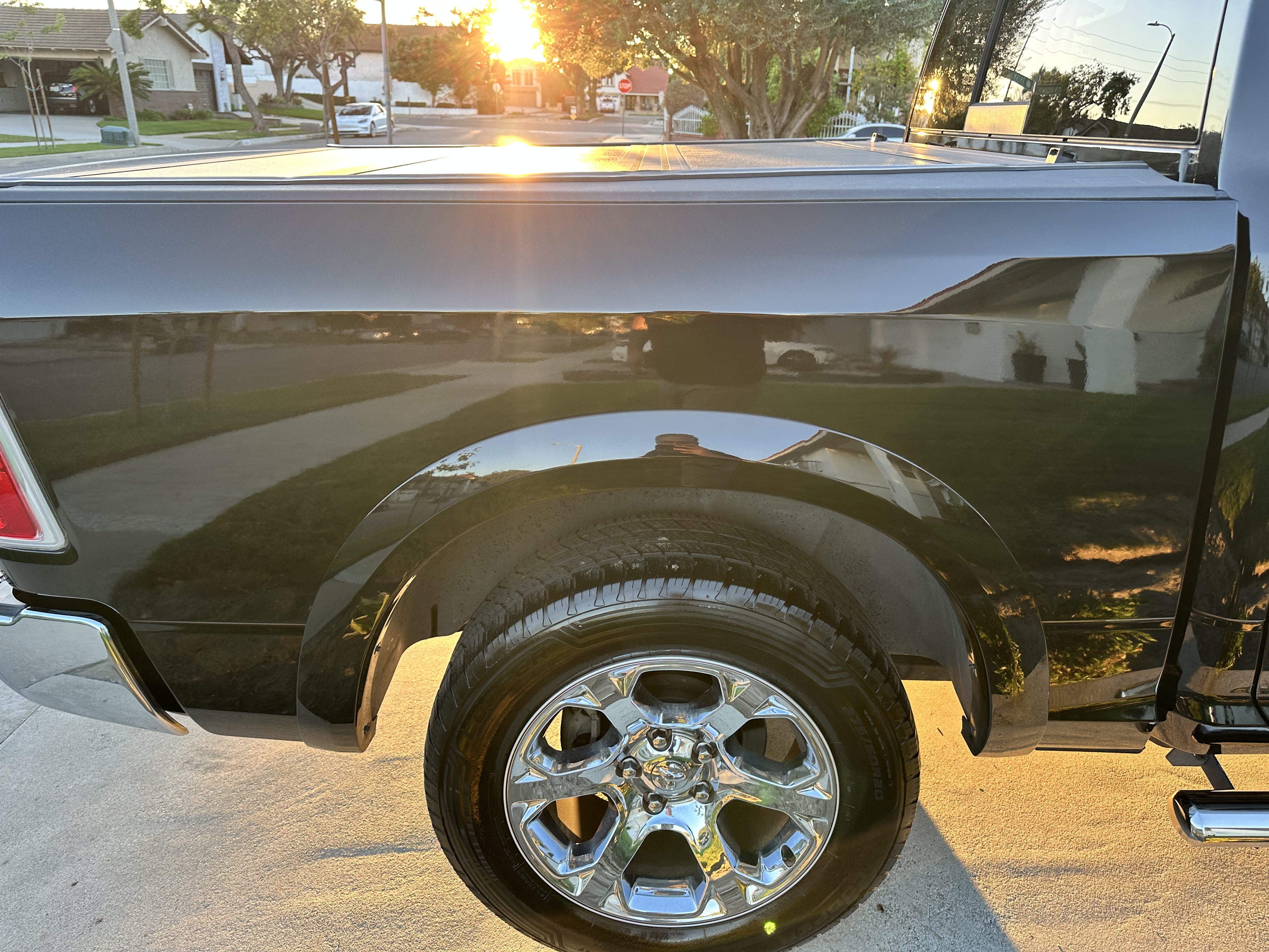 Used 2019 RAM 1500 Laramie RWD image 6