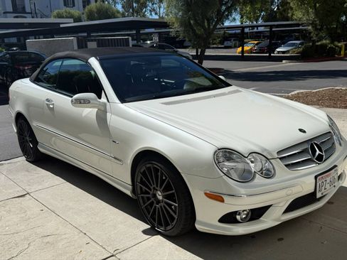 Used 2009 Mercedes-Benz CLK 350 Cabriolet image 4
