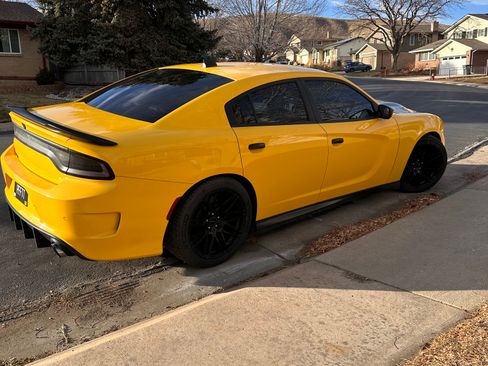 Used 2018 Dodge Charger R/T Scat Pack image 5