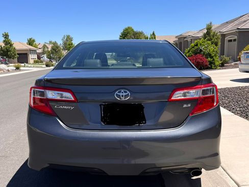 Used 2013 Toyota Camry SE FWD image 5