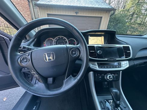 Used 2015 Honda Accord EX-L image 16