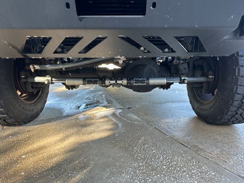 Used 2018 RAM 2500 Tradesman w/ Chrome Appearance Group image 13