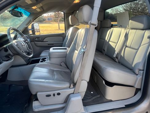 Used 2008 GMC Sierra 2500 SLT w/ Convenience Package image 14