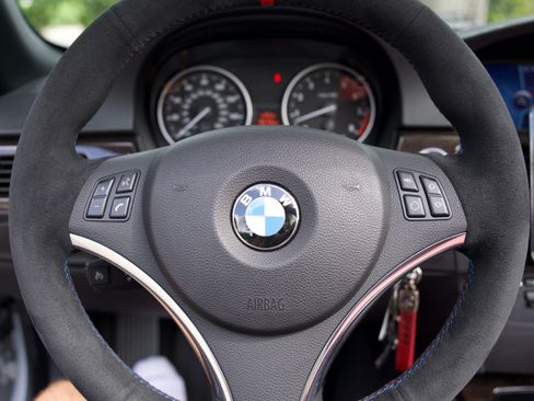 Used 2011 BMW 328i Convertible RWD image 6