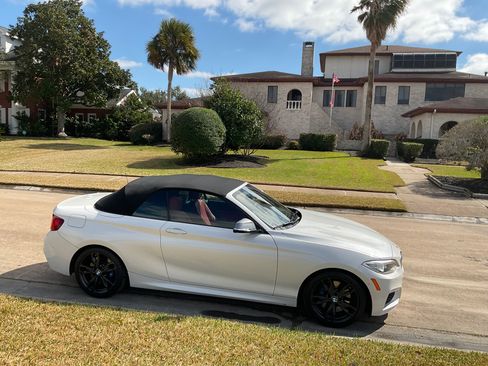 Used 2017 BMW M240i xDrive Convertible image 9