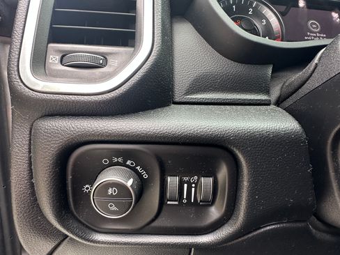 Used 2020 RAM 3500 Laramie image 11